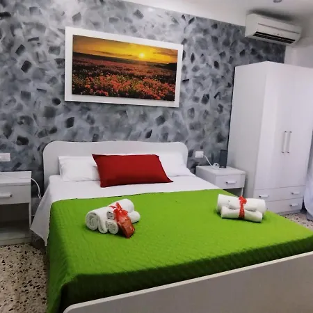 Πανσιόν Roma 4*