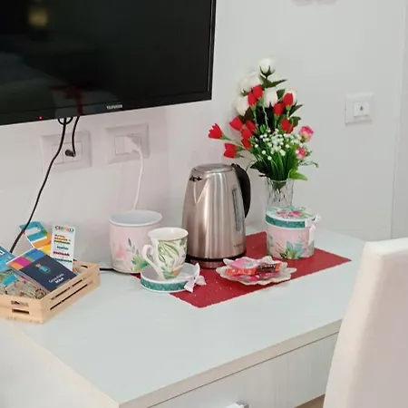 Roma Πανσιόν Cefalù