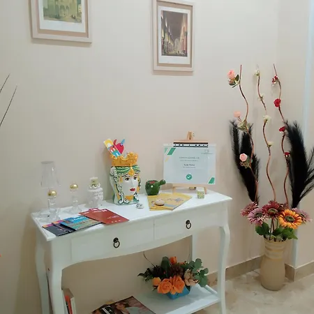 Roma Πανσιόν Cefalù