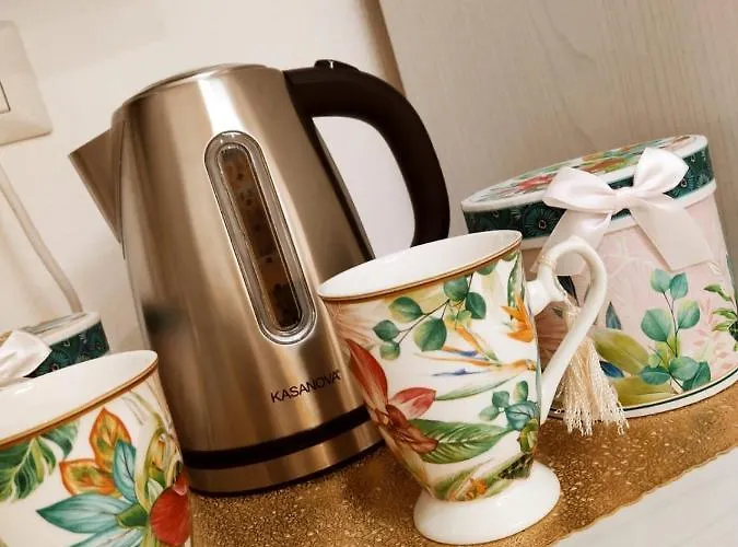 בית הארחה Roma 4*